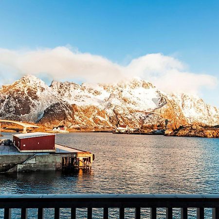 Rorbuleilighet 1J Henningsvær Buitenkant foto